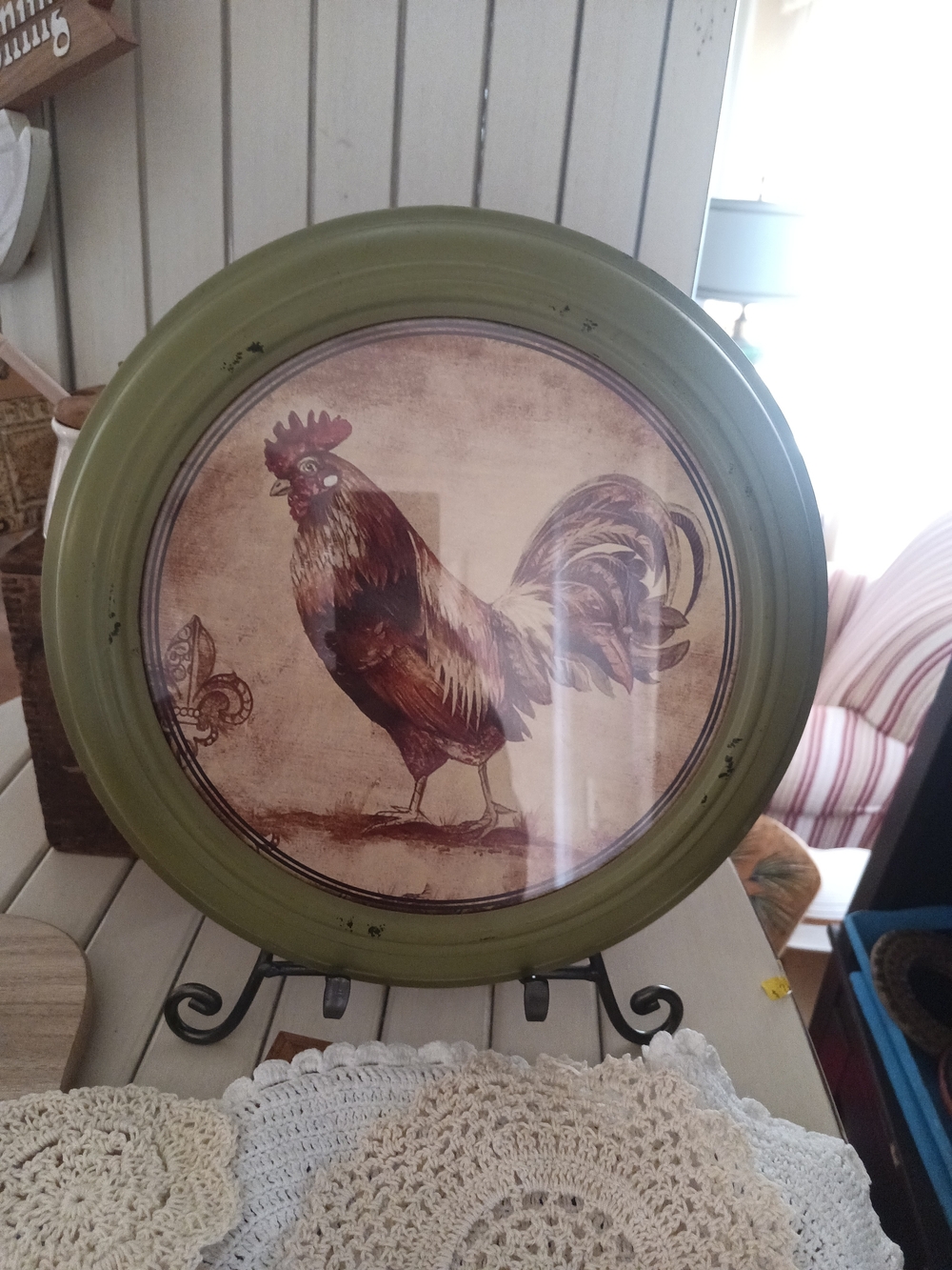 Round Rooster Print Wall Art 11.75" Green.